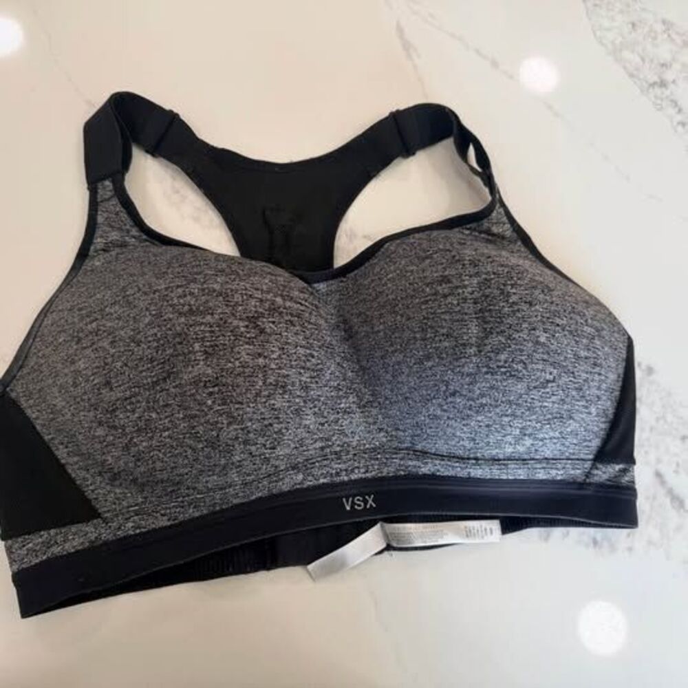 Victoria’s Secret VSX Sport Bras, 36DD, Gray/Black Very Used Signs of Wear C7387